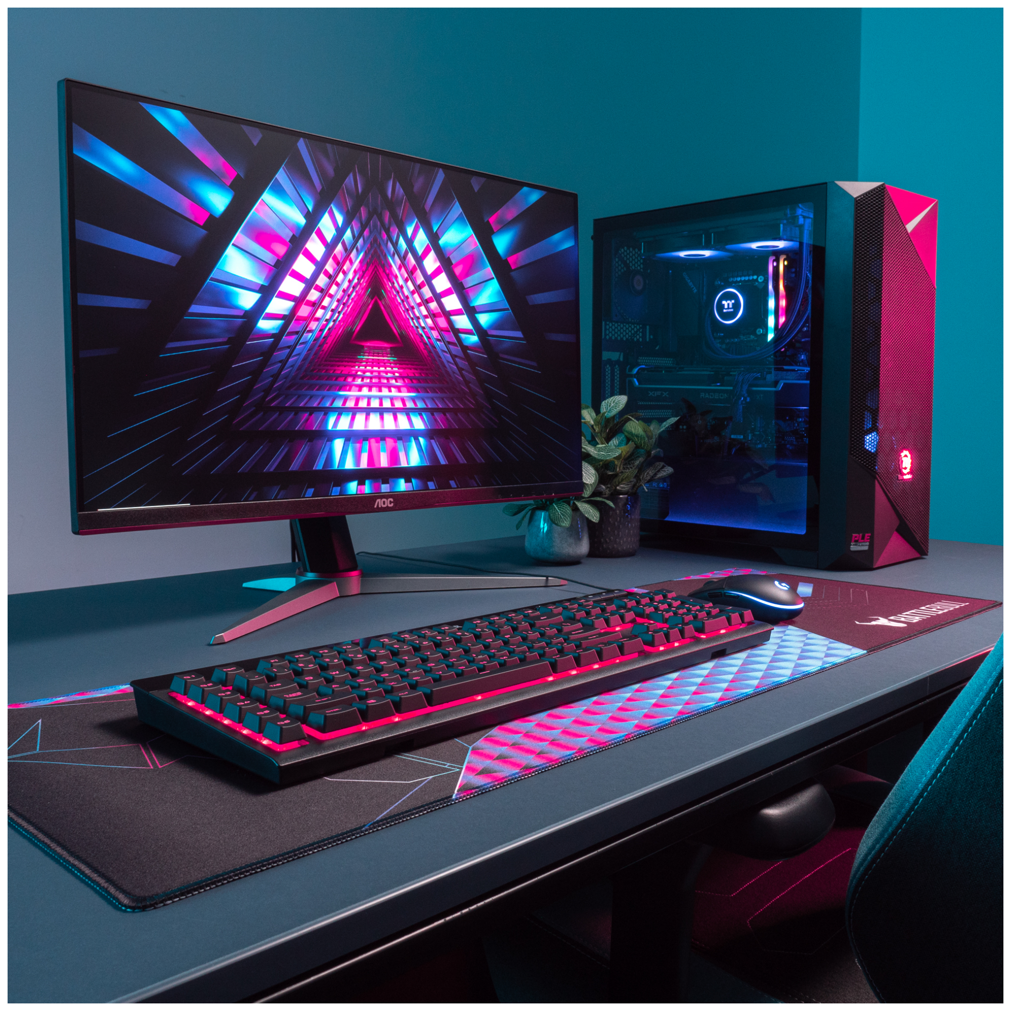 A large main feature product image of BattleBull Diamond Extended Mousepad - Dark
