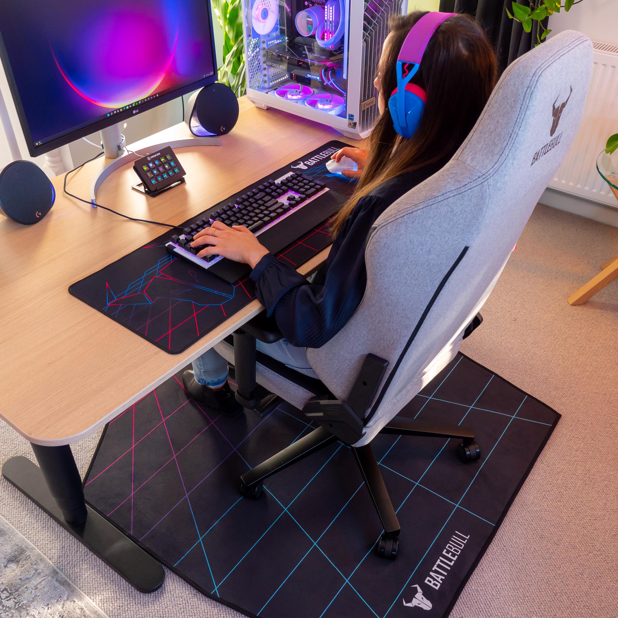 A large main feature product image of BattleBull Grid Extended Mousepad