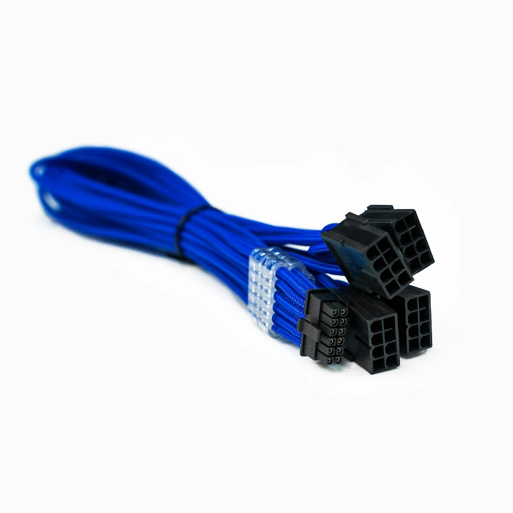 A large main feature product image of GamerChief 12VHPWR 600W 4x8-Pin 45cm Sleeved Extension Cable (Blue)