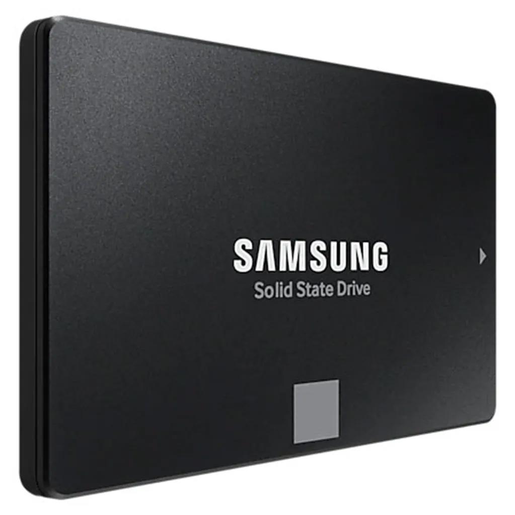 A large main feature product image of Samsung 870 EVO SATA III 2.5" SSD - 8TB