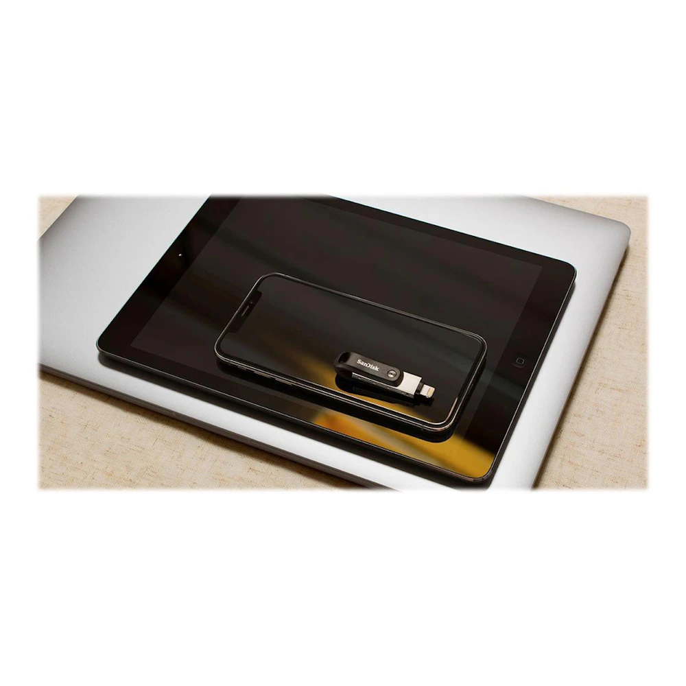 A large main feature product image of SanDisk iXpand Go USB3.0/Lightning Flash Drive - 128GB