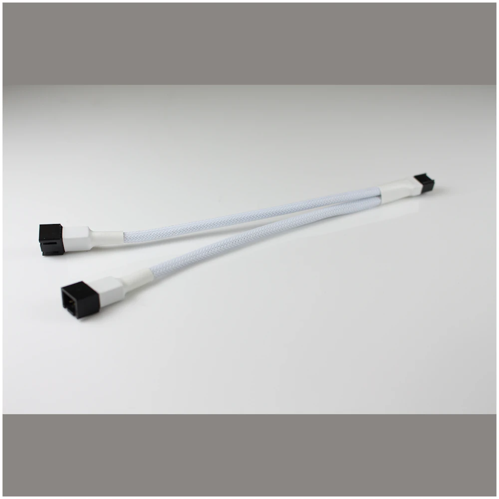GamerChief 3-Pin Fan Splitter (2 way) 15cm Sleeved (White)